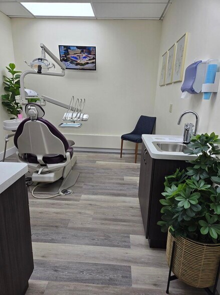 More Photos Of 45-47 Orient Way, Rutherford Medical For Lease