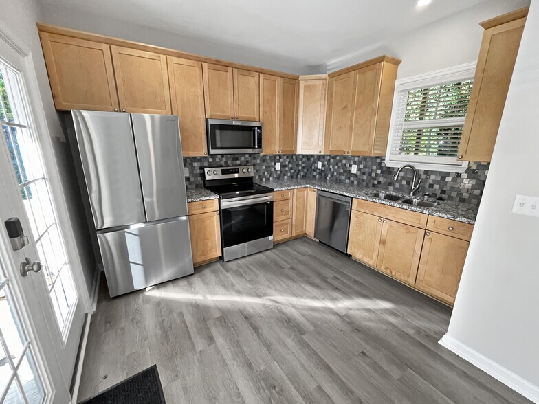 More Photos Of 1505 Juniper St, Durham Multifamily For Sale