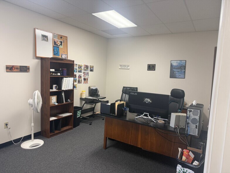 More Photos Of 611-617 Salt Lick Rd, Saint Peters Office For Lease