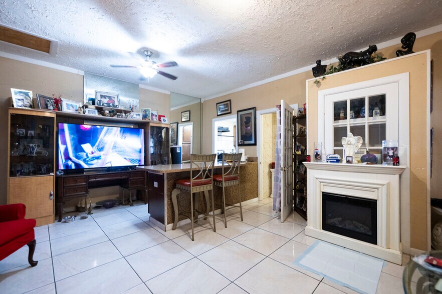 More Photos Of 433 Se Lake St, Stuart Apartments For Sale