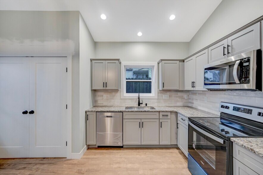 More Photos Of , Scranton Multifamily For Sale