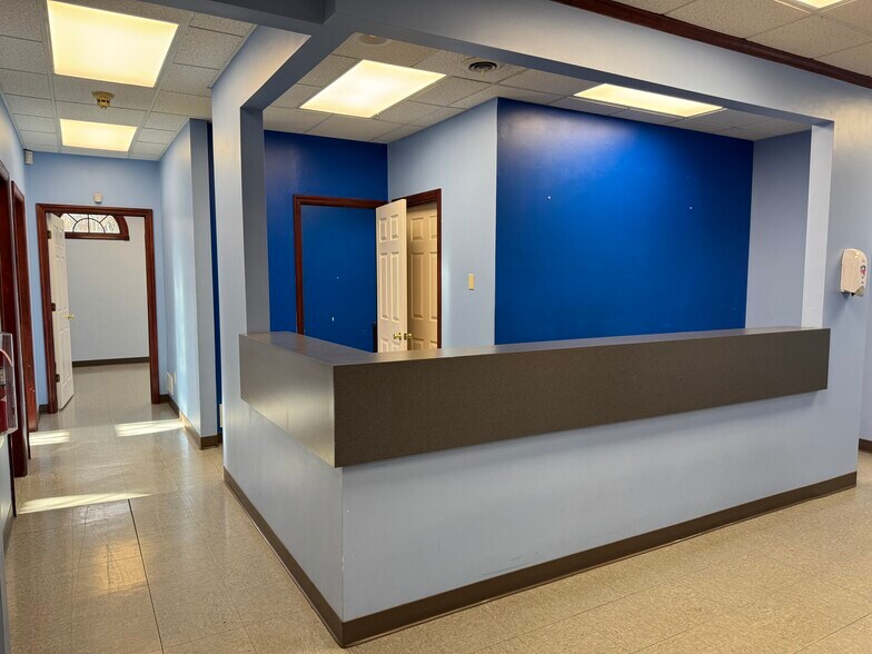 More Photos Of 514 Pellis Rd, Greensburg Medical For Lease