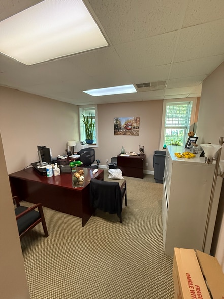 More Photos Of 1827 Powers Ferry Rd SE, Atlanta Office For Sale