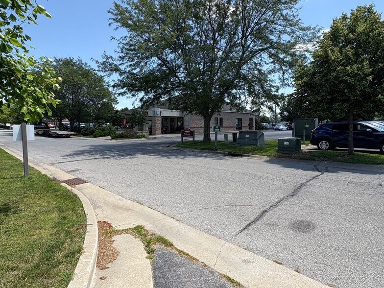 More Photos Of 2306 IFCU way, Lafayette Auto Dealership For Sale