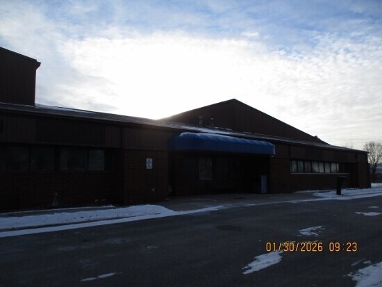 More Photos Of 1350 S Briggs St, Joliet Health Club For Sale