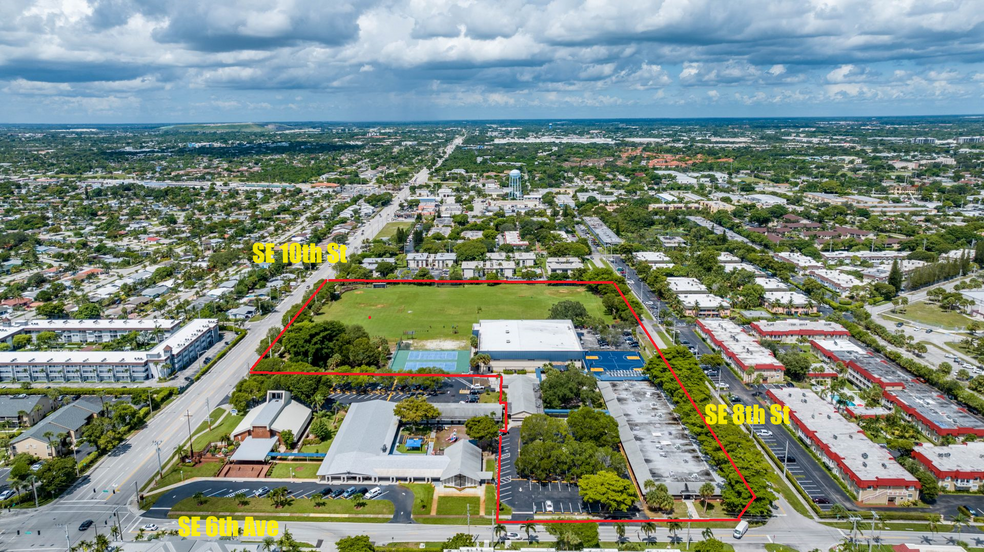 Primary Photo Of 959 SE 6th Ave, Deerfield Beach Schools For Sale