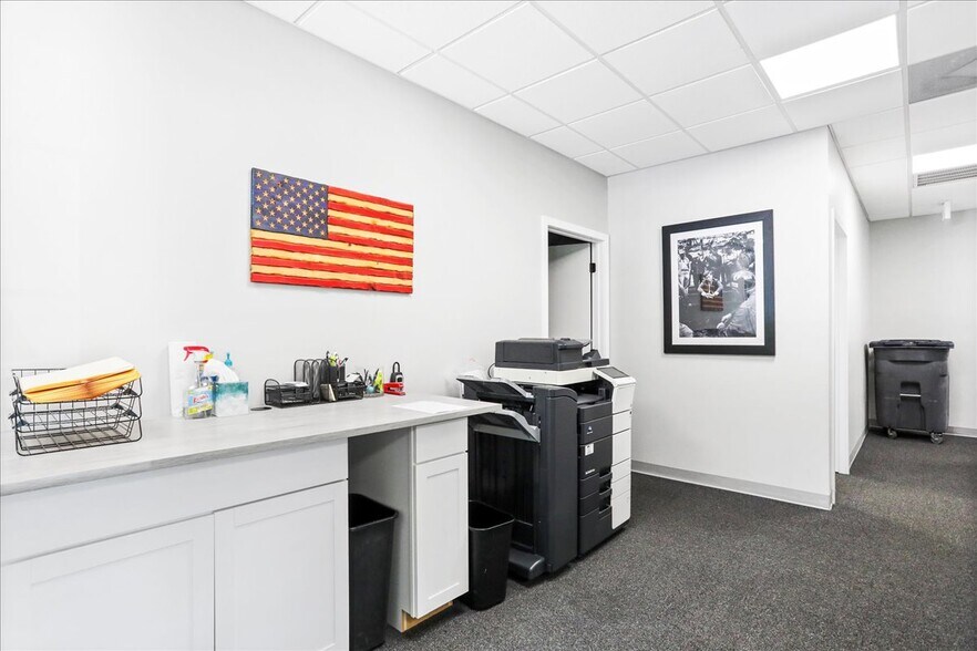 More Photos Of 127 Crimson Cir, Martinsburg Medical For Lease