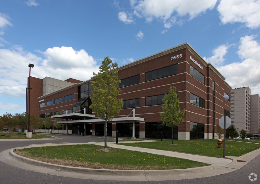 More Photos Of 7633 E Jefferson Ave, Detroit Medical For Lease