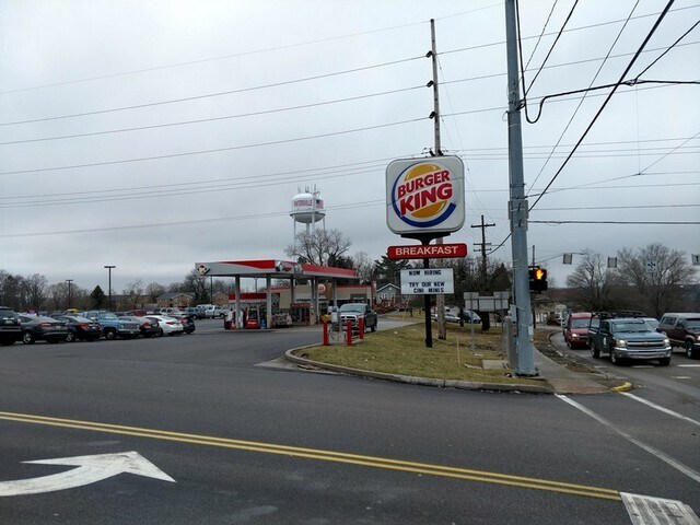 More Photos Of 858-864 Main St, Wintersville General Retail For Sale