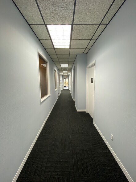 More Photos Of 313 Pilot Rd, Las Vegas Light Distribution For Sale