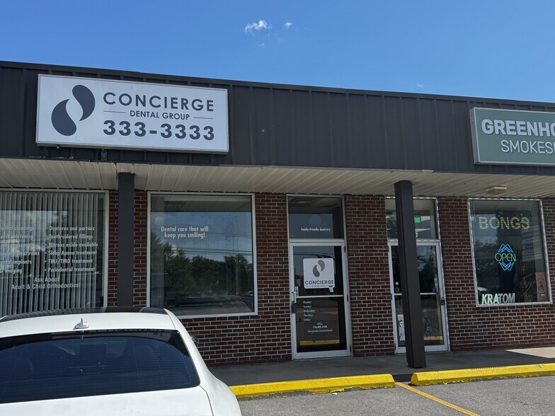 More Photos Of 6503-6515 Campbell Blvd, Pendleton General Retail For Lease