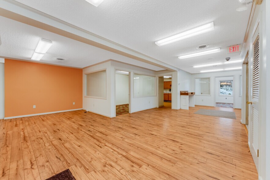 More Photos Of 12256 Veterans Memorial Hwy, Reedsville Bank For Lease