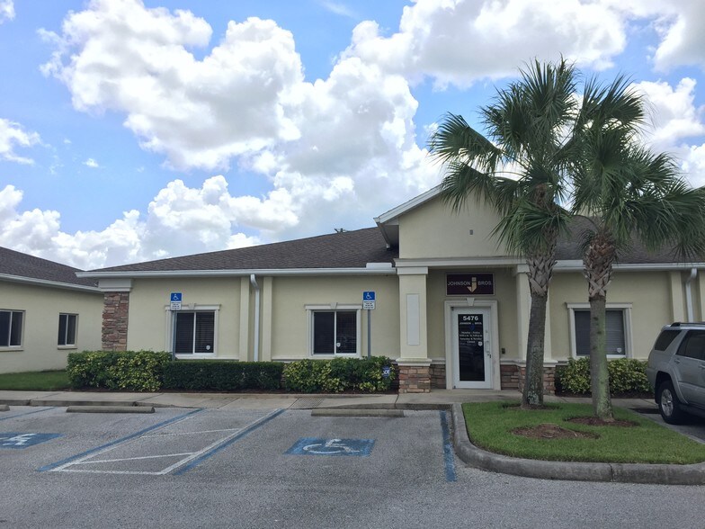 More Photos Of 5470-5476 Lithia Pinecrest Rd, Lithia Medical For Lease