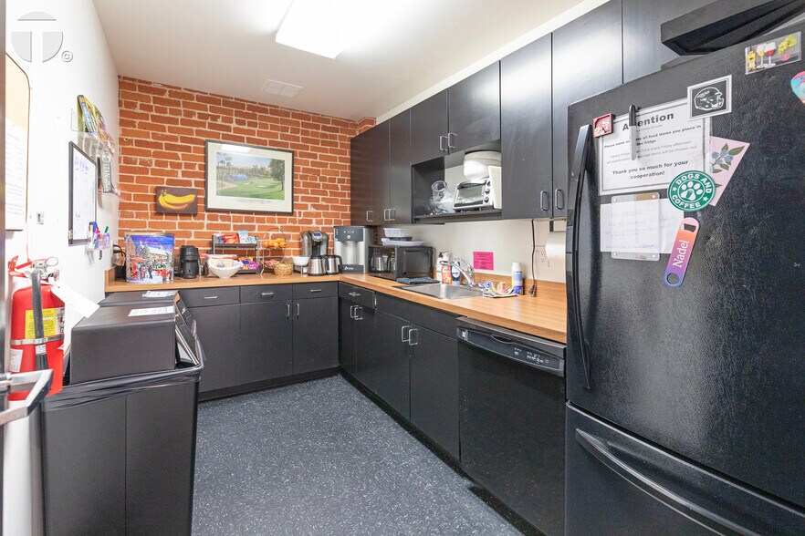 More Photos Of 1717 I St, Sacramento Office For Sale