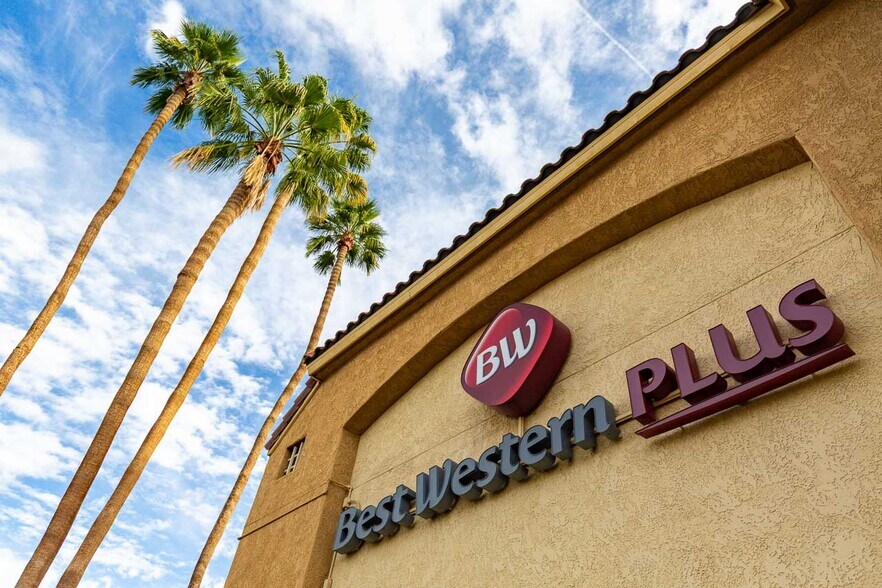 More Photos Of 74695 Highway 111, Palm Desert Hotel For Sale