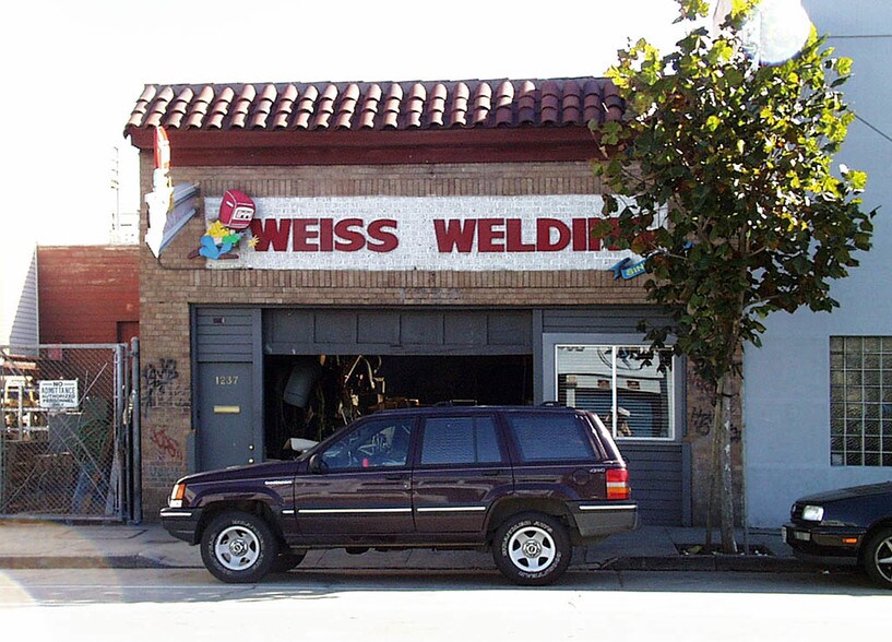 More Photos Of 1233-1237 Folsom St, San Francisco Service For Lease