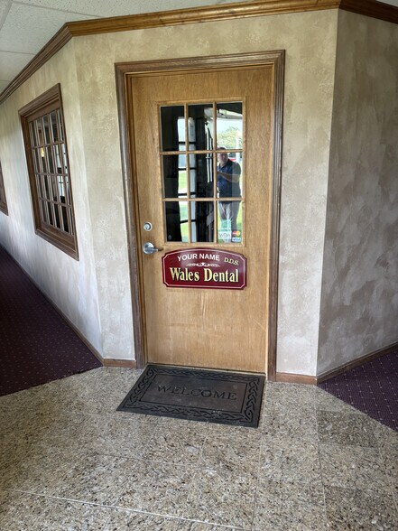 More Photos Of 104 E Summit Ave, Wales Office For Sale