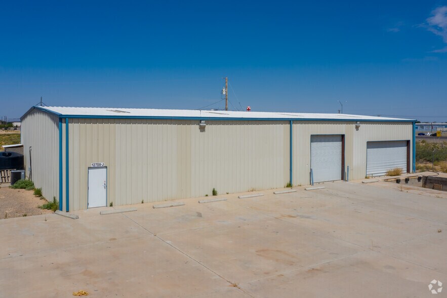 Primary Photo Of 12708 Montana Ave, El Paso Warehouse For Lease
