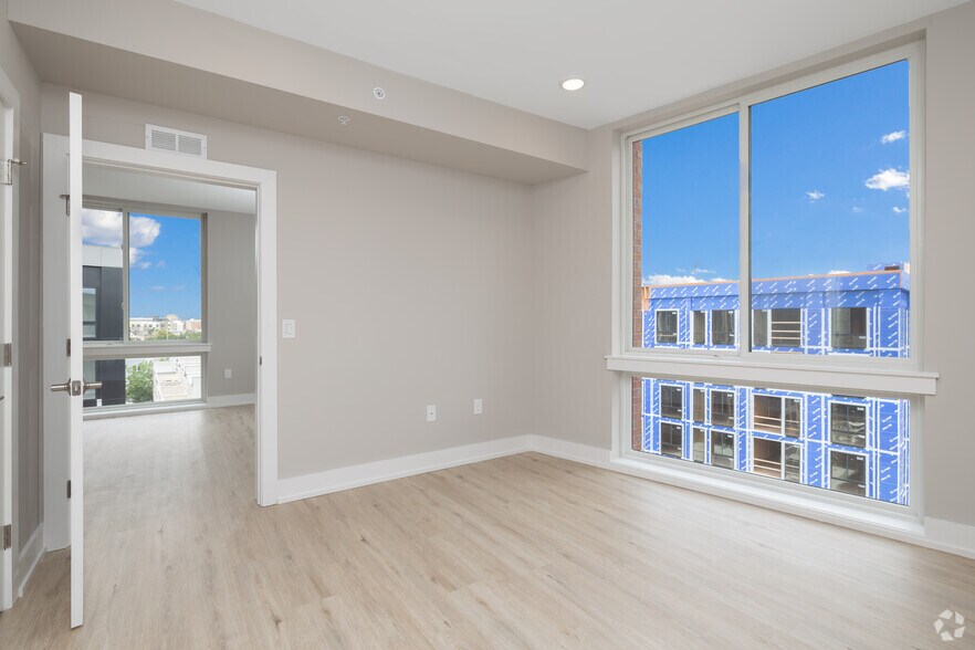 More Photos Of 918-980 N Delaware Ave, Philadelphia Apartments For Lease