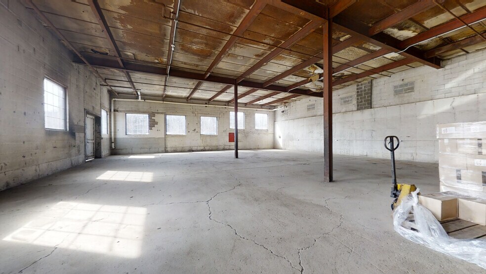 More Photos Of 243 W Main St, Springville Freestanding For Sale