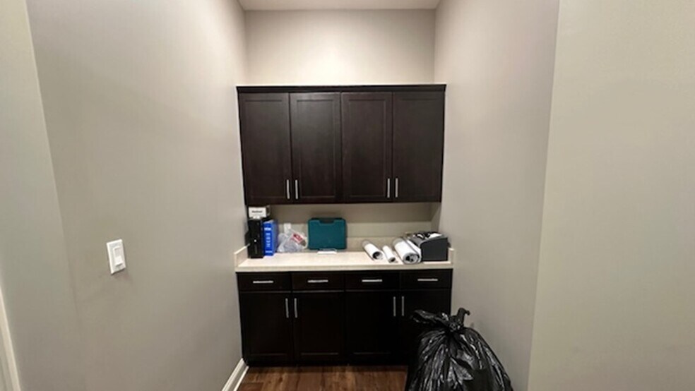 More Photos Of 7165 Getwell Rd, Southaven Office For Lease