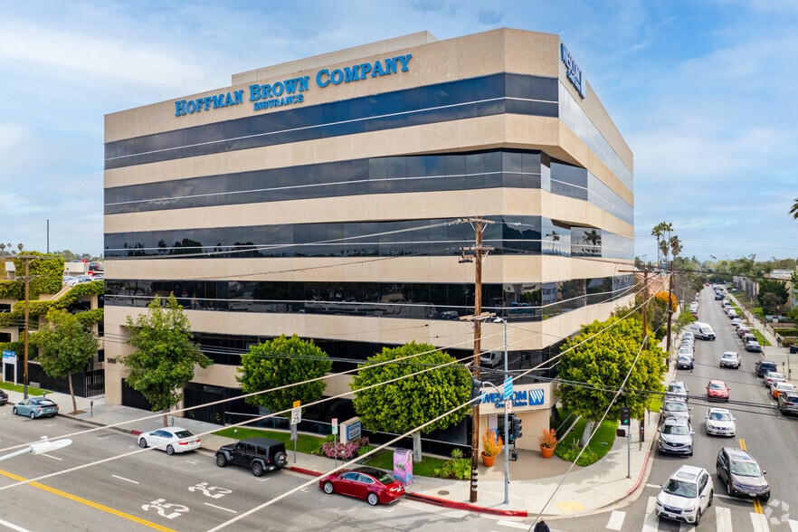 Primary Photo Of 5000 Van Nuys Blvd, Sherman Oaks Office For Lease