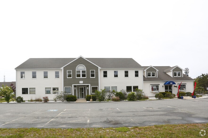 More Photos Of 800 Falmouth Rd, Mashpee Office For Lease