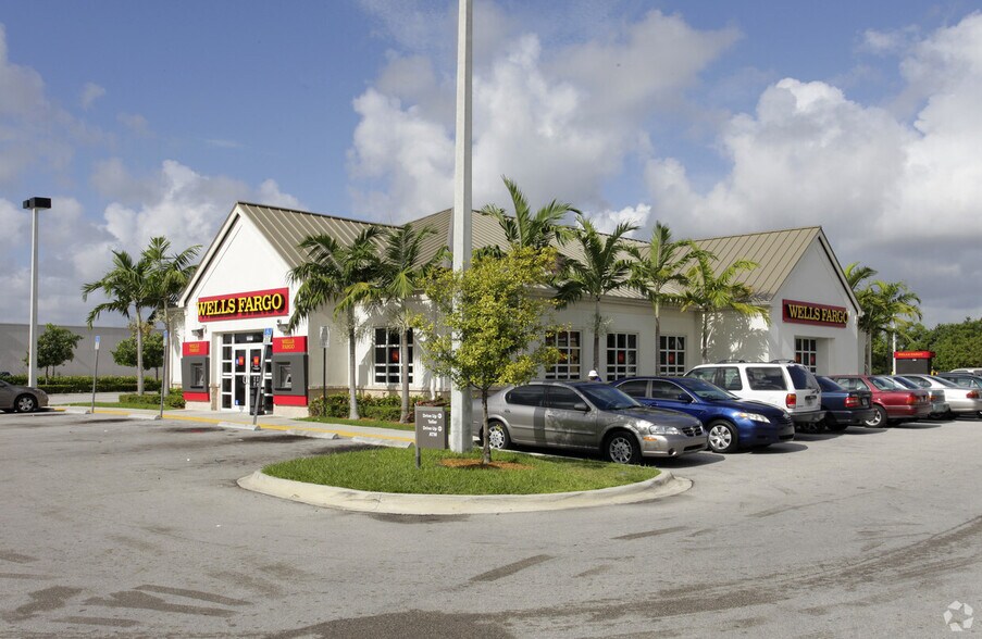 More Photos Of 19650-19674 NW 27th Ave, Miami Gardens Storefront For Lease