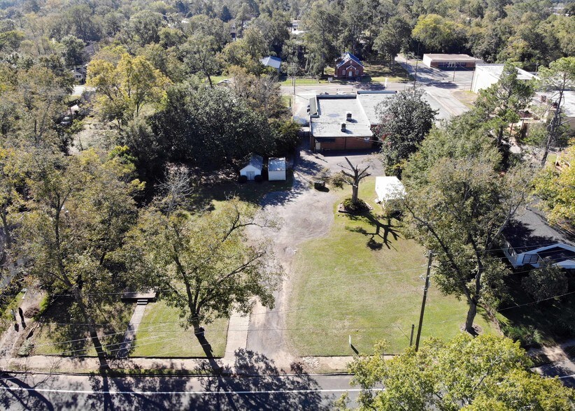 More Photos Of 420 Johnson St SE, Dawson Storefront Retail Office For Sale