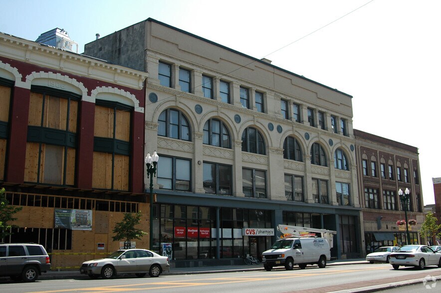 More Photos Of 433 State St, Schenectady Office For Lease