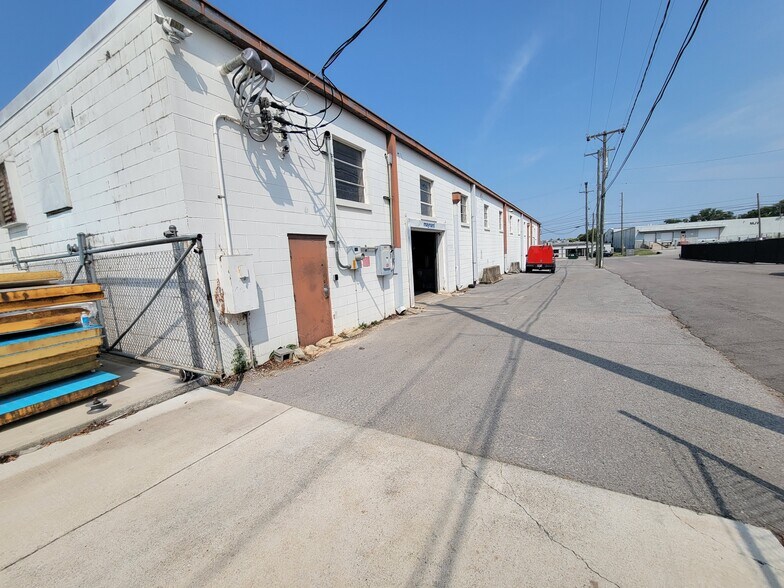 More Photos Of 617 Norris Ave, Nashville Warehouse For Sale
