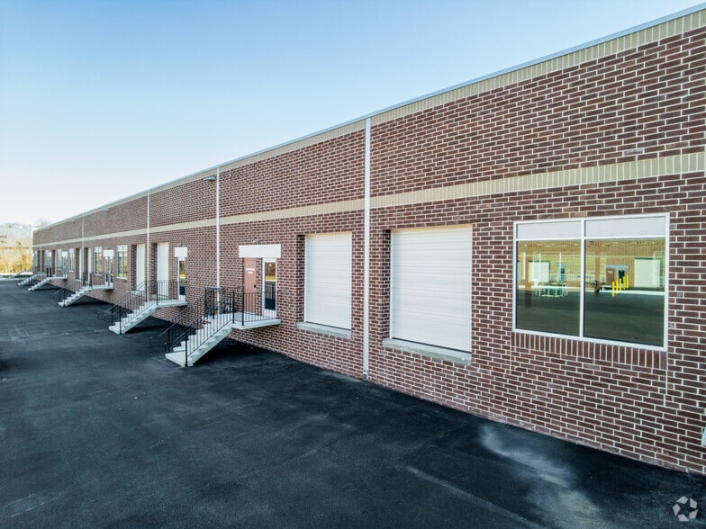 More Photos Of 1503 Signature Dr, Hanover Unknown For Lease