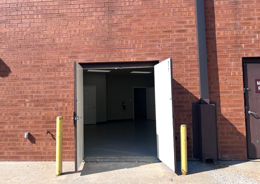 More Photos Of 2660 Holcomb Bridge Rd, Roswell Unknown For Lease