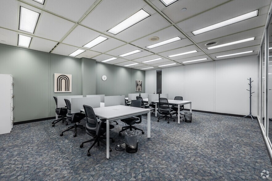 More Photos Of 3499 Blazer Pky, Lexington Coworking Space