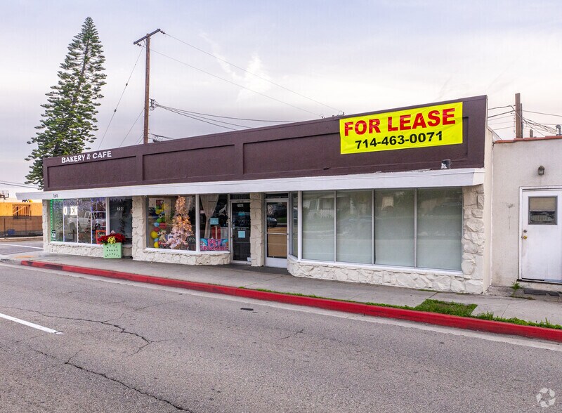 Primary Photo Of 780 E La Habra Blvd, La Habra Storefront For Lease