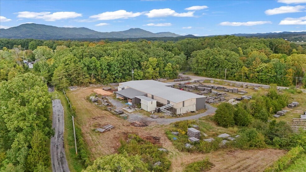 More Photos Of 11085 Baileyton Rd, Greeneville Manufacturing For Lease