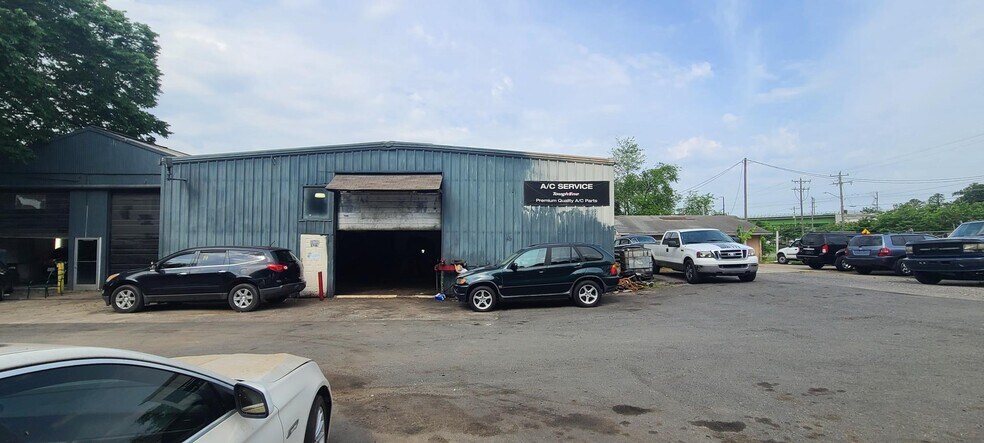 More Photos Of 5714 Old Concord Rd, Charlotte Warehouse For Sale