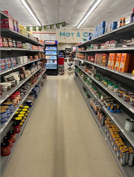 More Photos Of 91 Hulbert St, Minoa Storefront For Sale