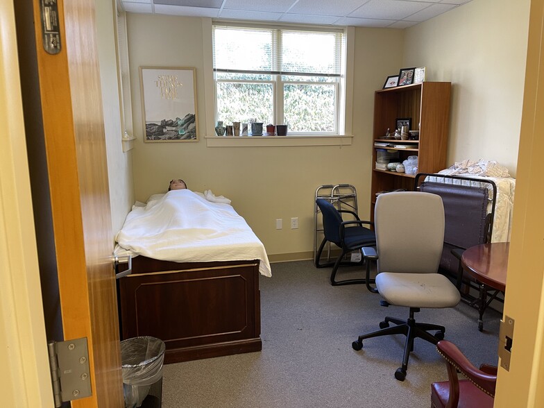 More Photos Of 1502 W NC Highway 54, Durham Office For Sale