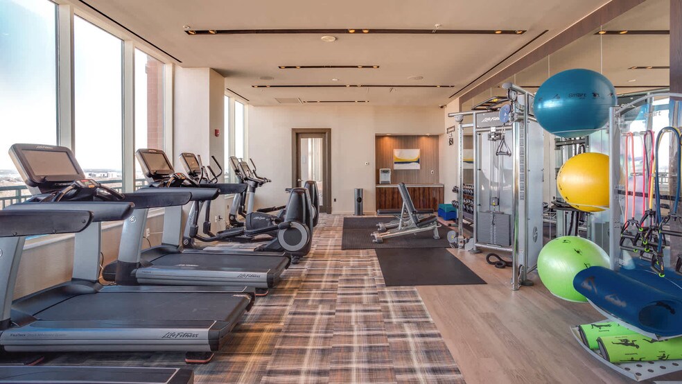 More Photos Of 901 N Nelson St, Arlington Apartments For Lease