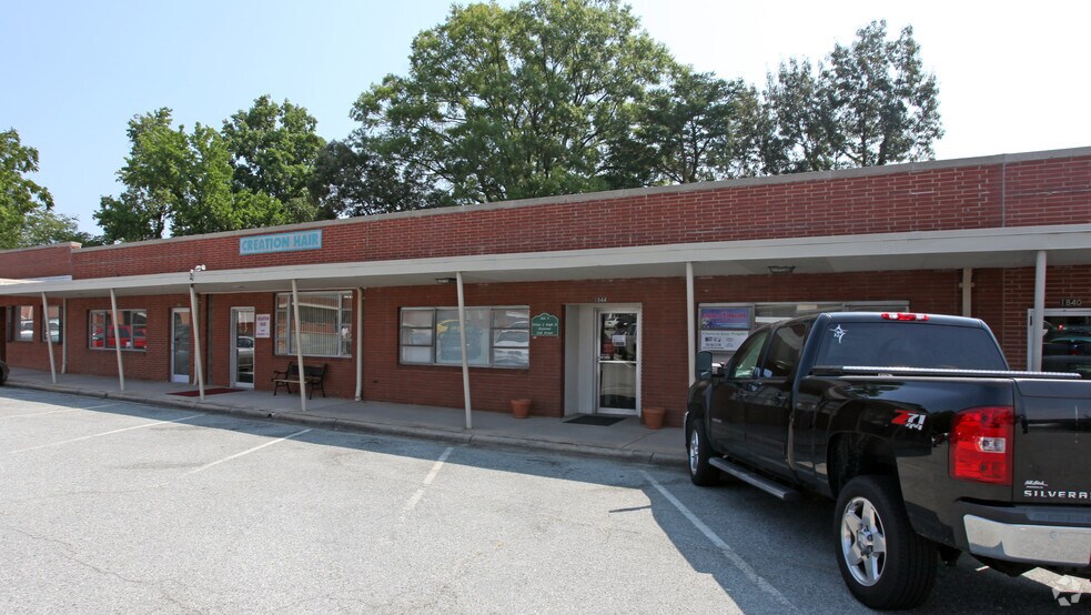 Primary Photo Of 1844 Pembroke Rd, Greensboro Office For Lease