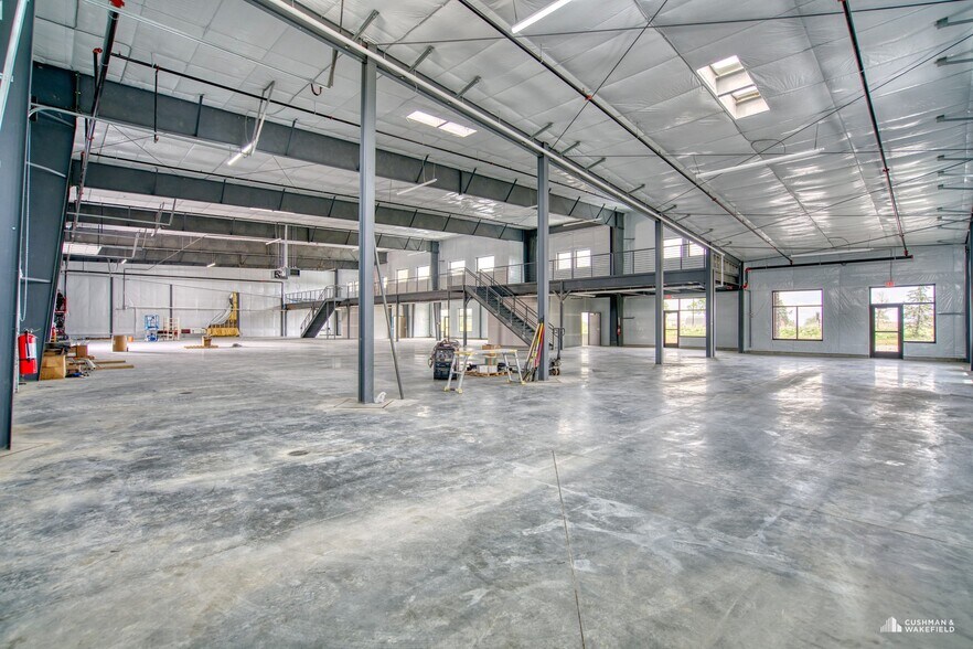 More Photos Of 200 W 69th Ct, Loveland Warehouse For Lease