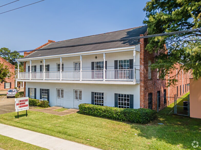More Photos Of 660 N Foster Blvd, Baton Rouge Unknown For Lease