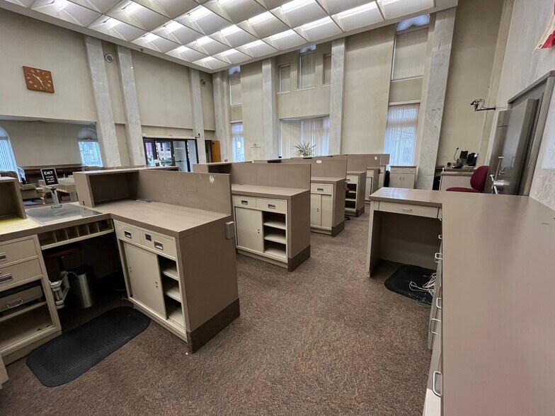 More Photos Of 260 Sunbury St, Minersville General Retail For Sale