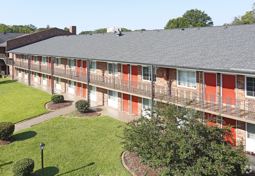 More Photos Of 3501 E Independence Blvd, Charlotte Apartments For Sale