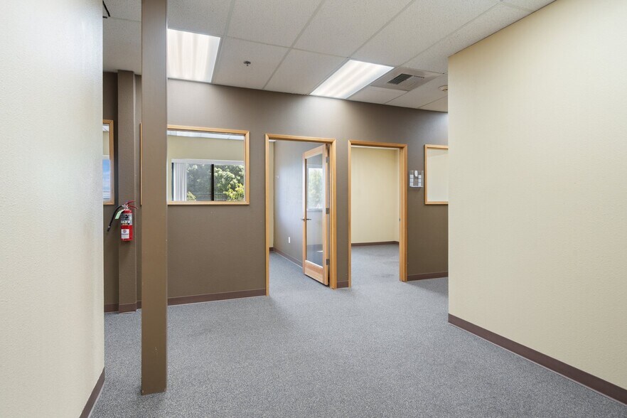 More Photos Of 1321 Martin Luther King Jr Way, Tacoma Loft Creative Space For Lease