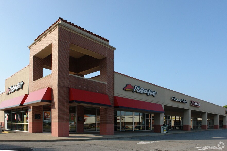 More Photos Of 9132 Taylorsville Rd, Louisville Storefront For Lease