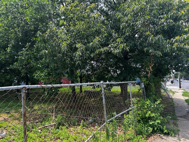 More Photos Of 212 W Diamond St, Philadelphia Land For Sale
