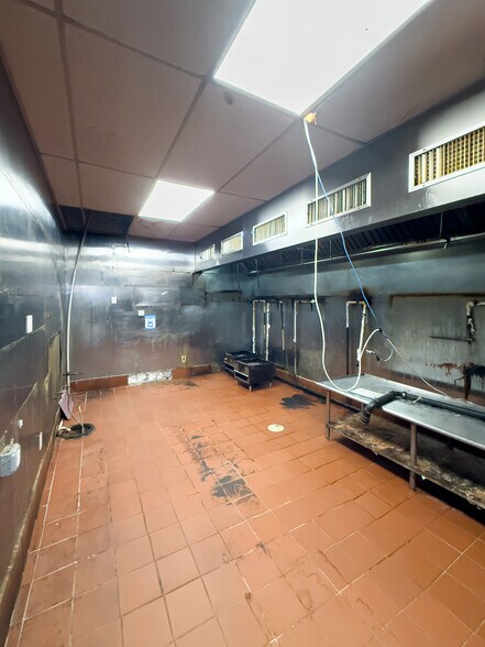 More Photos Of 258 Dekalb Ave, Brooklyn Apartments For Lease