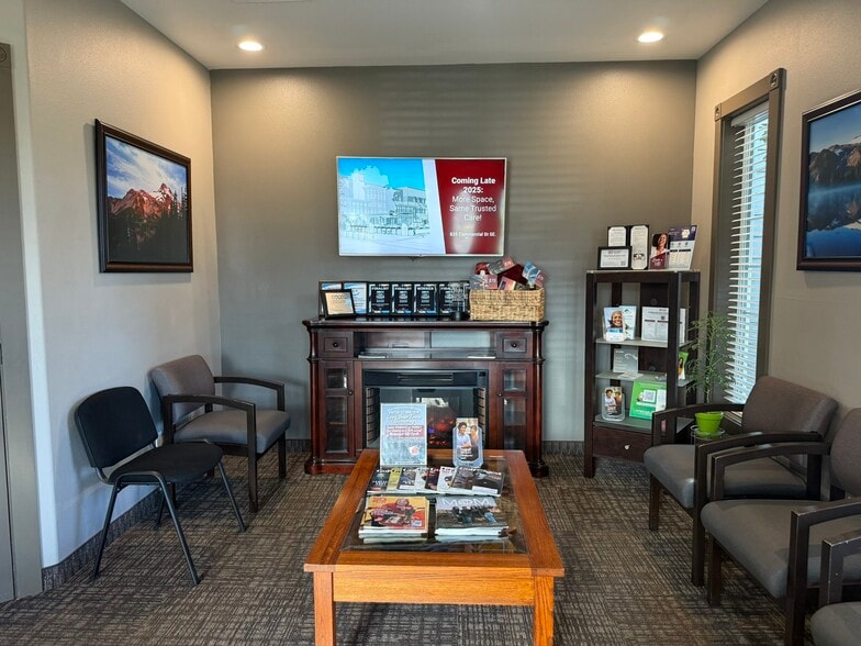 More Photos Of 1595 Commercial St SE, Salem Medical For Lease